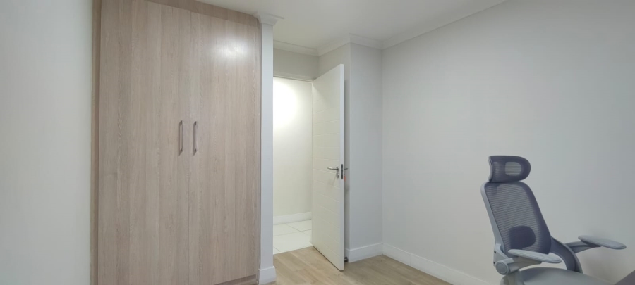 To Let 2 Bedroom Property for Rent in Zonnebloem Western Cape